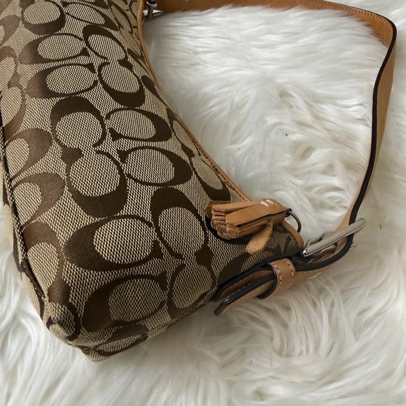 Coach Tan Leather Men's Bag - Picture 7 of 11